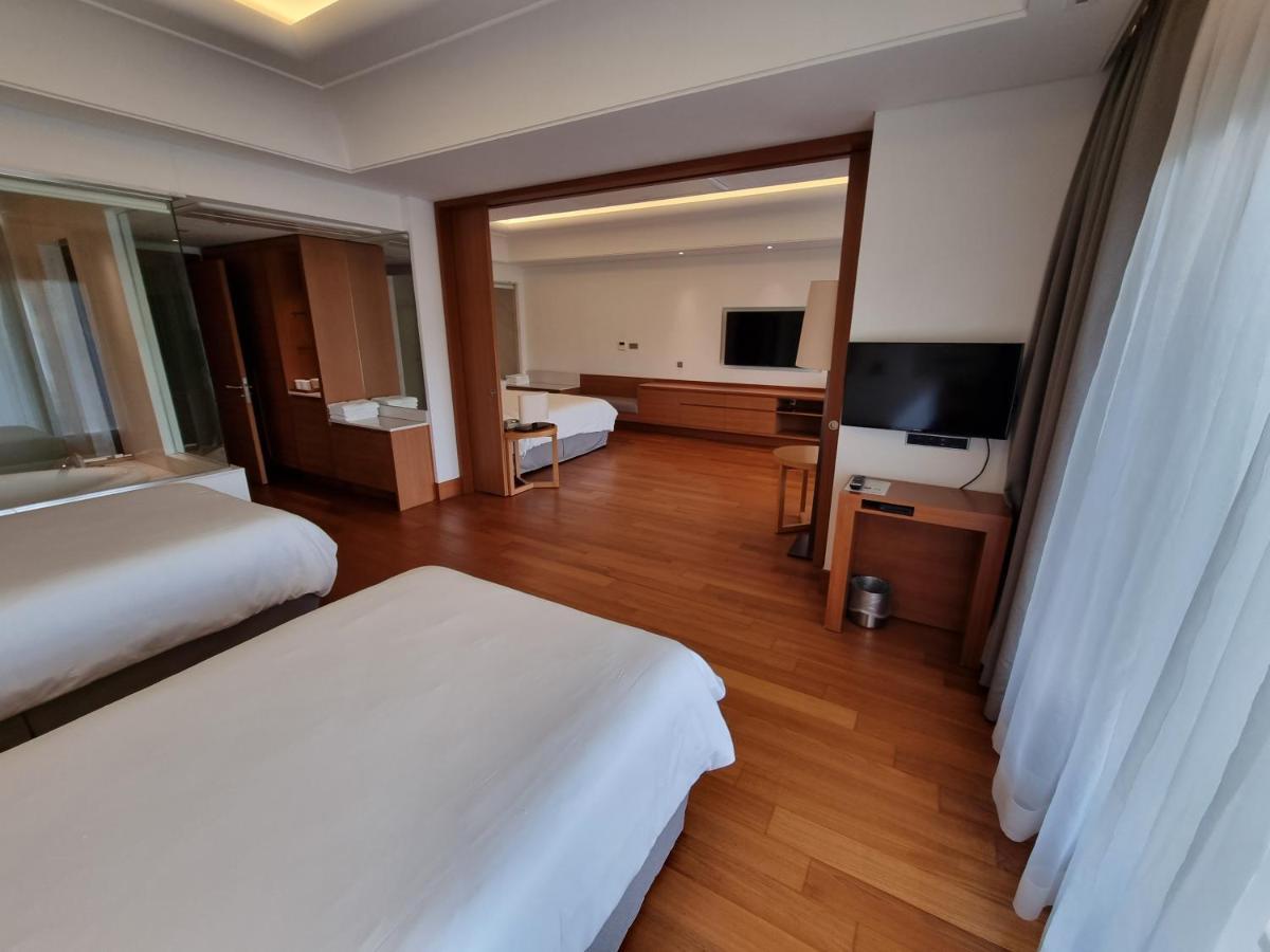 Pinegrove Hotel Gimhae Luaran gambar